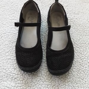 JBU BY JAMBU  memory foam shoes  sz 9M black